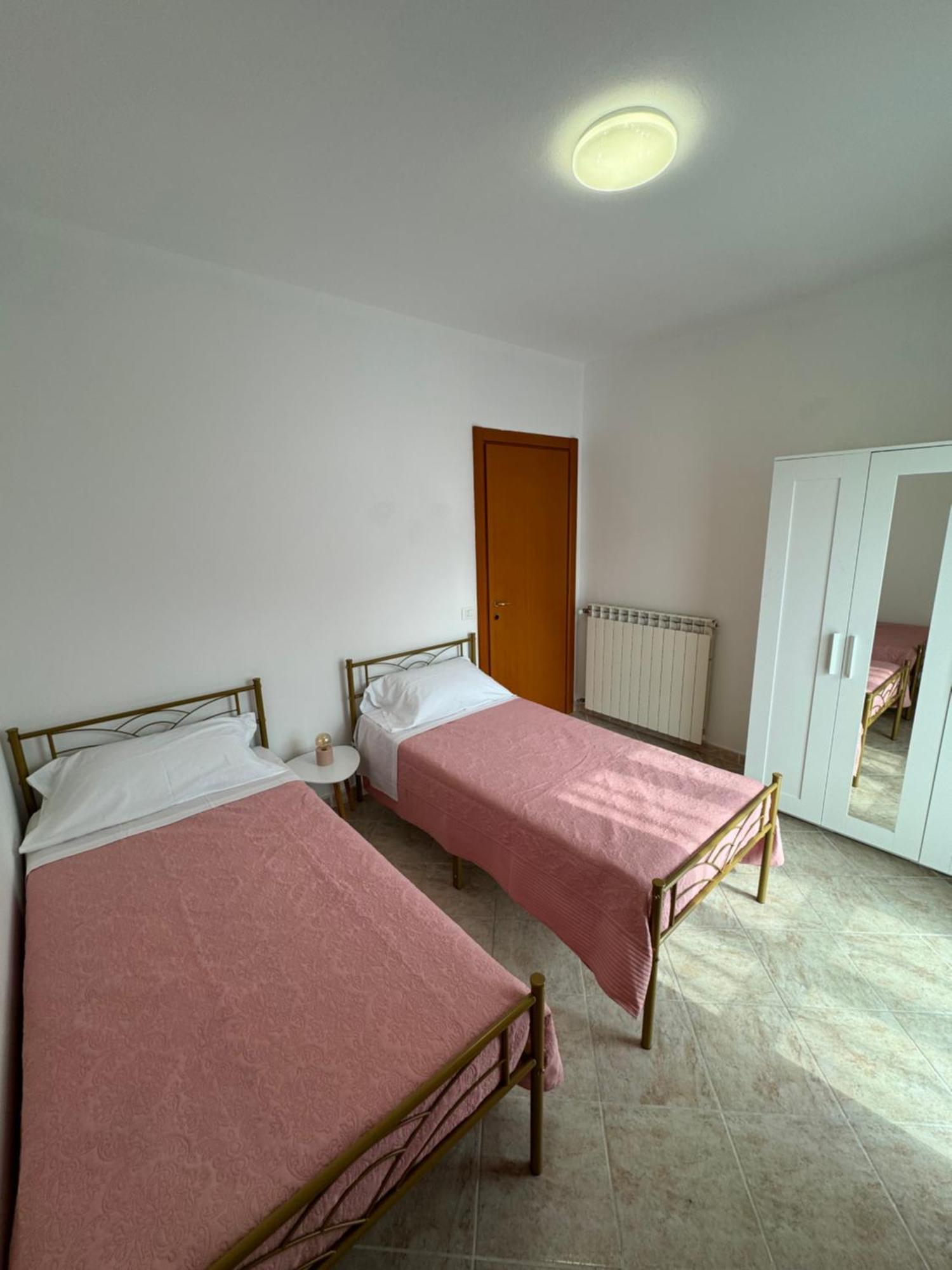 Serravalle Shop&Stay Serravalle Scrivia Exteriér fotografie