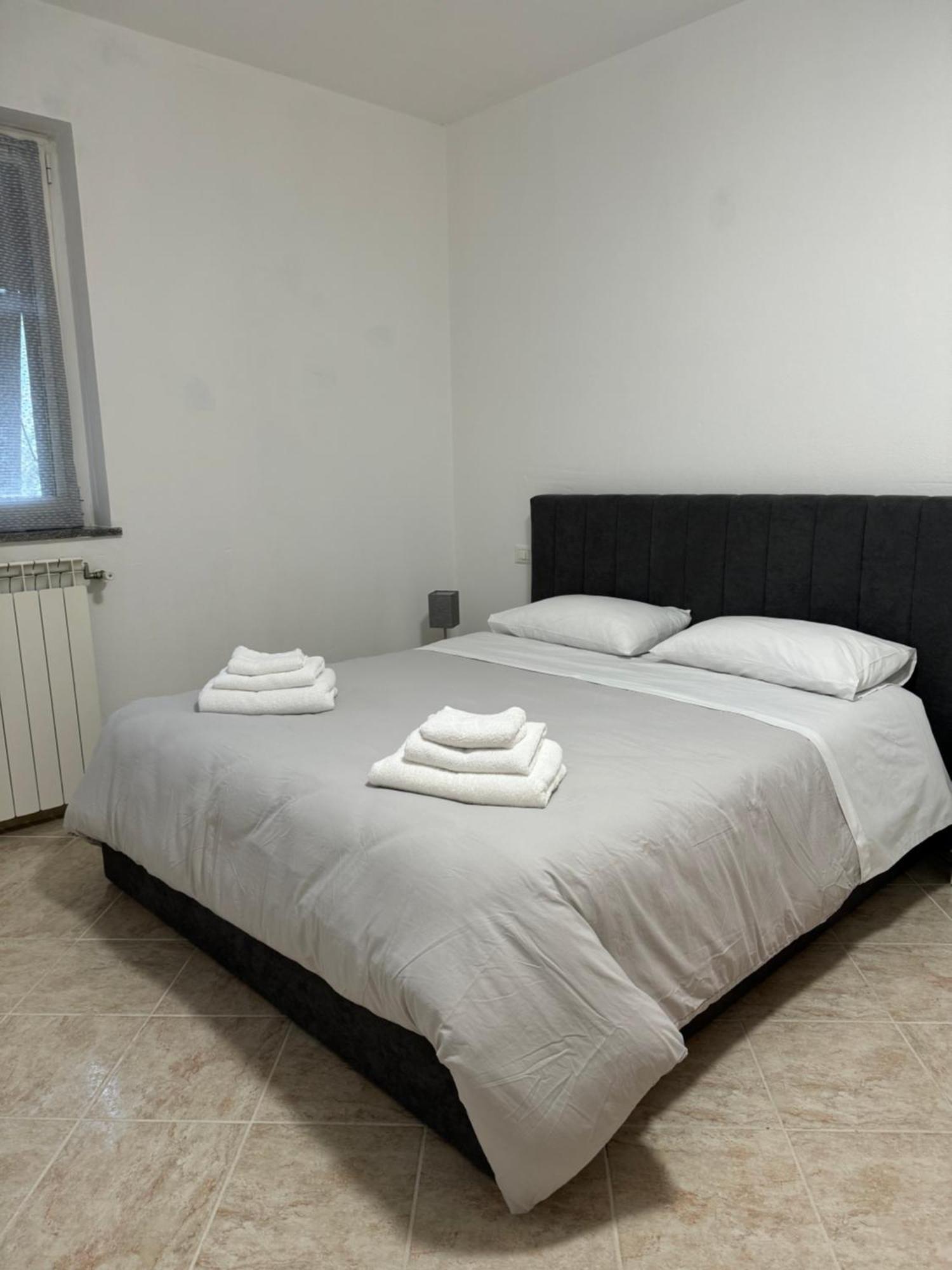 Serravalle Shop&Stay Serravalle Scrivia Exteriér fotografie